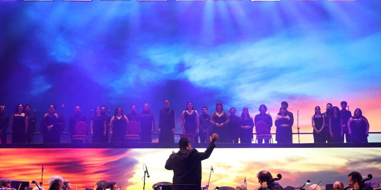 Noche de tradición y poesía en el Carnaval de Mazatlán.