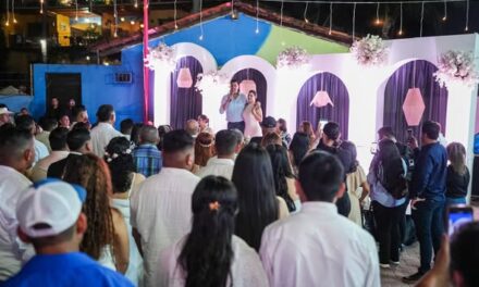 Amor frente al mar: celebran Bodas Colectivas 2026 en Compostela