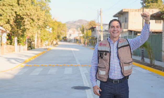 Héctor Santana ENTREGÓ NUEVA AVENIDA EN HIGUERA BLANCA; ANUNCIA MÁS OBRA Y AGUA PARA EL POBLADO