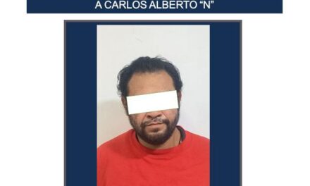 ¡POLICÍA ESTATAL ASEGURA A DOS PERSONAS EN TEPIC POR PRESUNTA POSESIÓN DE CRISTAL!