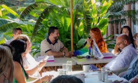 Munguía da la bienvenida a nueva presidenta de CANACO SERVYTUR