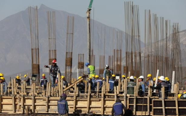 IMSS construye en Santa Catarina uno de los hospitales más grandes del país: contará con 38 especialidades y beneficiará a más de 300 mil personas