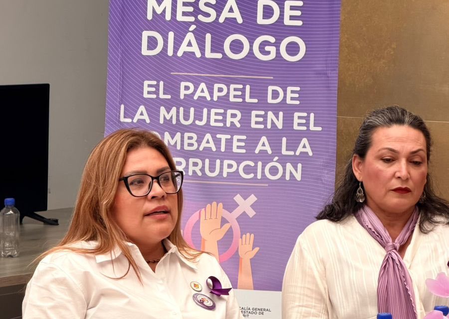 MARÍA VERDÍN HERNÁNDEZ PARTICIPA EN MESA DE DIÁLOGO SOBRE EL PAPEL DE LA MUJER EN EL COMBATE A LA CORRUPCIÓN