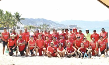 INICIAN PRUEBAS DE RECERTIFICACIÓN PARA GUARDAVIDAS DE OCÉANO