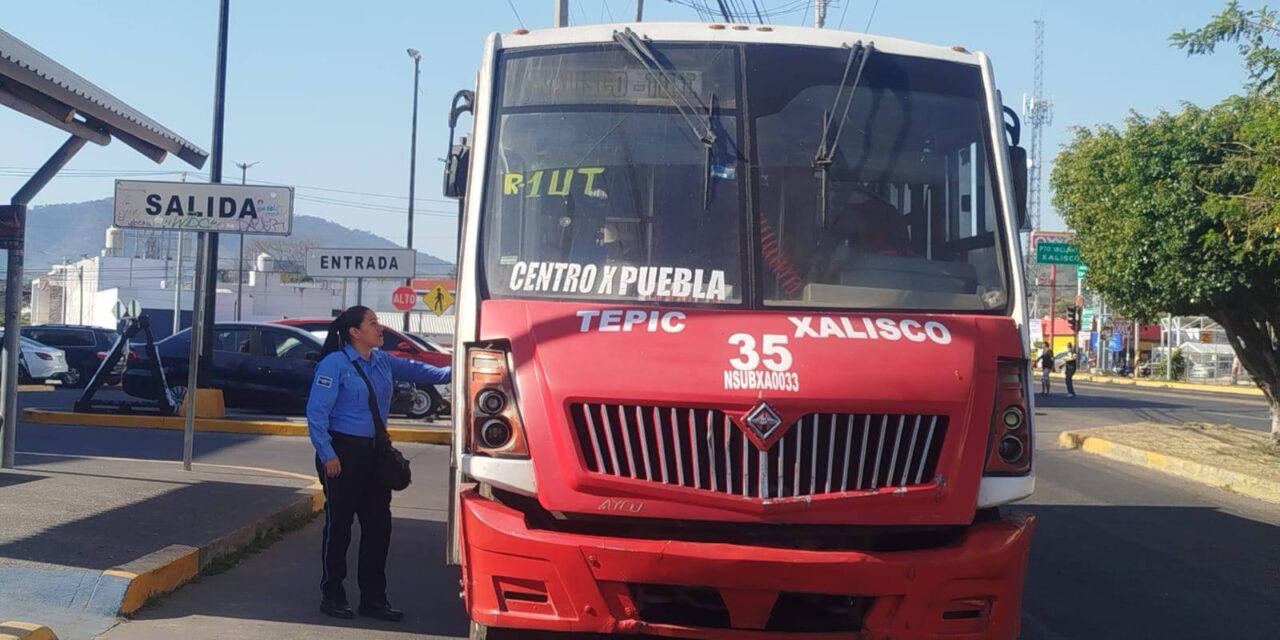 SERVICIO NORMAL EN LA RUTA TEPIC–XALISCO