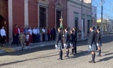 CONMEMORAN EN ACAPONETA EL 220 ANIVERSARIO DEL NATALICIO DE BENITO JUÁREZ