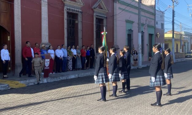 CONMEMORAN EN ACAPONETA EL 220 ANIVERSARIO DEL NATALICIO DE BENITO JUÁREZ