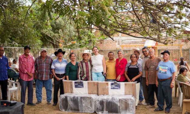 FORTALECEN ESPACIOS DE CONVIVENCIA PARA ADULTOS MAYORES EN BAHÍA DE BANDERAS