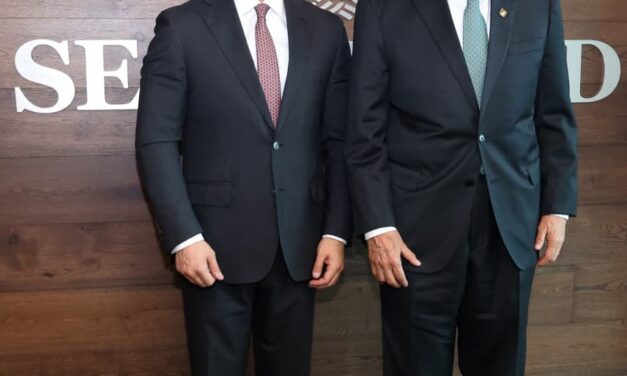 REFUERZAN COORDINACIÓN MIGUEL ÁNGEL NAVARRO QUINTERO Y OMAR GARCÍA HARFUCH EN BENEFICIO DE LAS Y LOS NAYARITAS