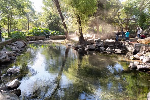 BRIGADAS REALIZAN LIMPIEZA EN EL OJO DE AGUA DE PANTANAL