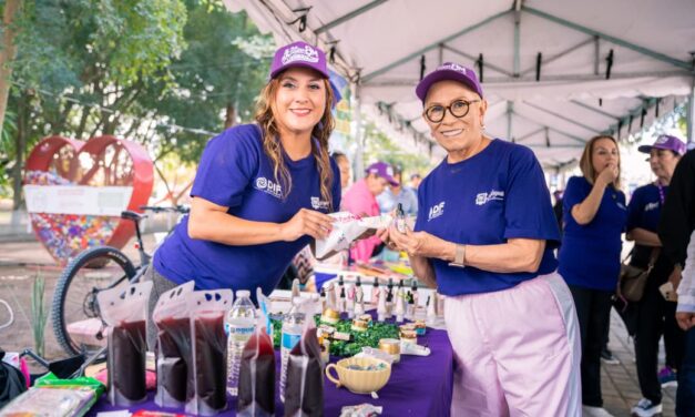 Conmemora Beatriz Estrada la lucha de las mujeres con la Segunda Carrera 8M
