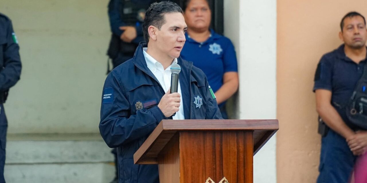 Héctor Santana rinde último pase de lista al policía tercero Marco Antonio Sedano Marcial
