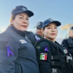 💜👮 Policía de Tepic se Suma al 8M con Distintivos Morados en Apoyo a las Mujeres