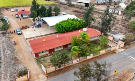 NAVARRO Y BEATRIZ ESTRADA REFUERZAN EDUCACIÓN EN SAN LUIS DE LOZADA