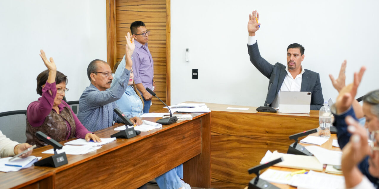 ¡CABILDO DE COMPOSTELA APRUEBA ACUERDOS CLAVE PARA EL DESARROLLO DEL MUNICIPIO!