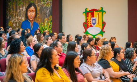 IMPULSA BEATRIZ ESTRADA CAPACITACIÓN CONTRA LA VIOLENCIA
