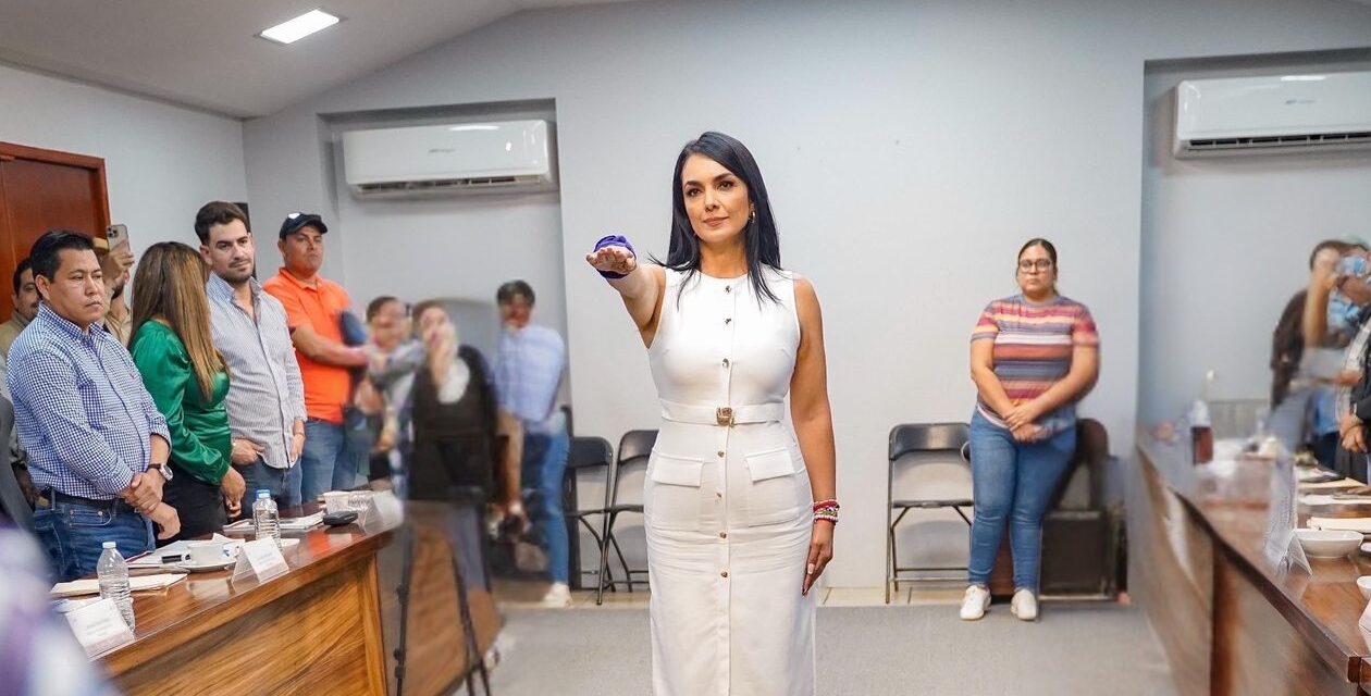 Cabildo de Bahía de Banderas aprueba nuevos titulares en el Instituto de la Mujer y Tesorería