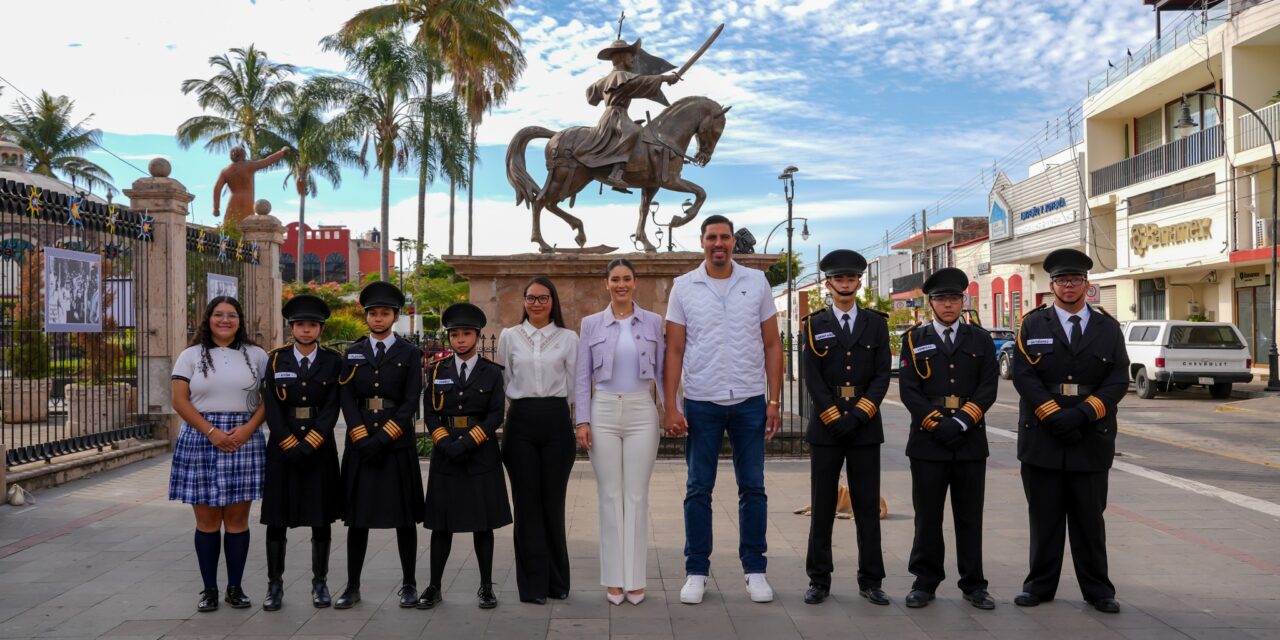 💜🇲🇽 Conmemoran el Día Internacional de la Mujer con Honores a la Bandera en Compostela