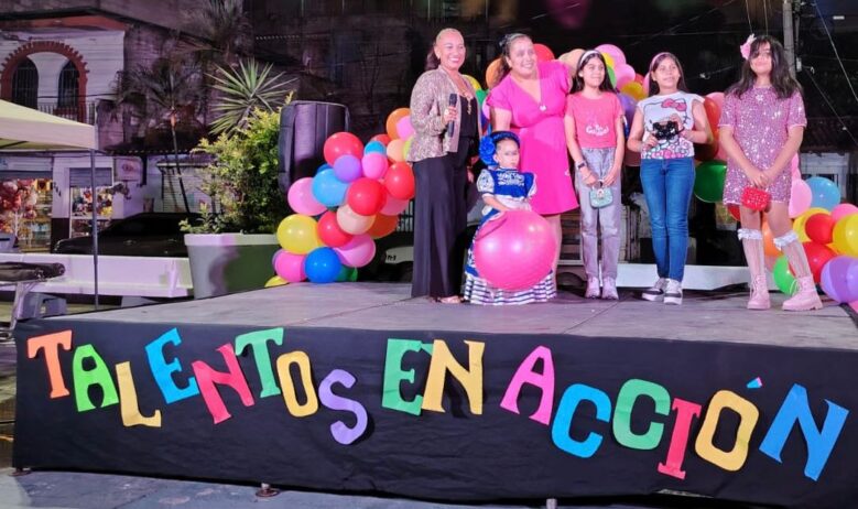 Niñas, niños y jóvenes suben al escenario con “Talentos en Acción”