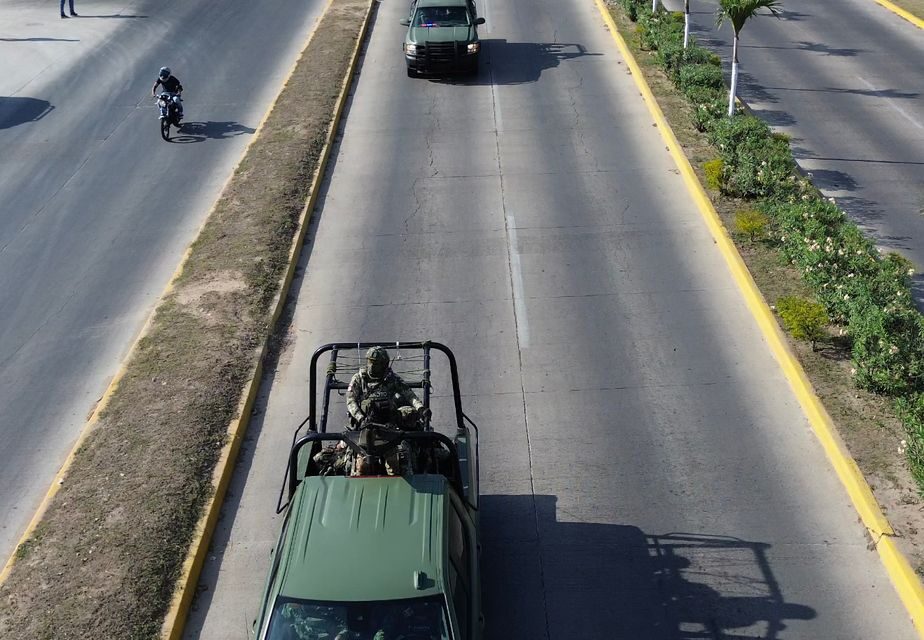 Refuerzan seguridad en Puerto Vallarta con llegada de elementos del ejército