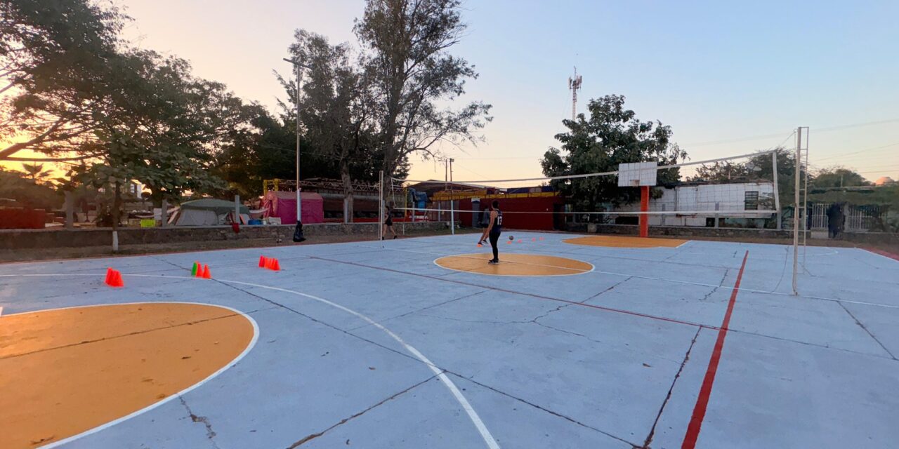 Rehabilitan Cancha en Celso Hernández para Impulsar el Deporte en Compostela