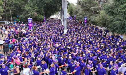 Más de 2 mil 500 mujeres participan en la Segunda Carrera 8M en Parque La Loma