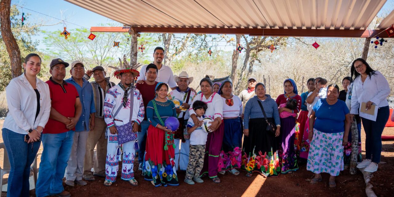 ¡APOYOS PARA NEIRIKAPA! ENTREGA DE LÁMINAS Y ATENCIÓN DIRECTA A LA GENTE