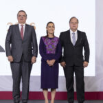 Gobierno de México anuncia inversión de mil millones de dólares de Flex