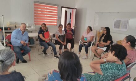 IMPULSAN EL EMPRENDIMIENTO FAMILIAR CON TALLER DE CORTE Y CONFECCIÓN