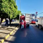 BRIGADA BLANCA REFUERZA LABORES DE LIMPIEZA EN AVENIDA INSURGENTES EN TEPIC