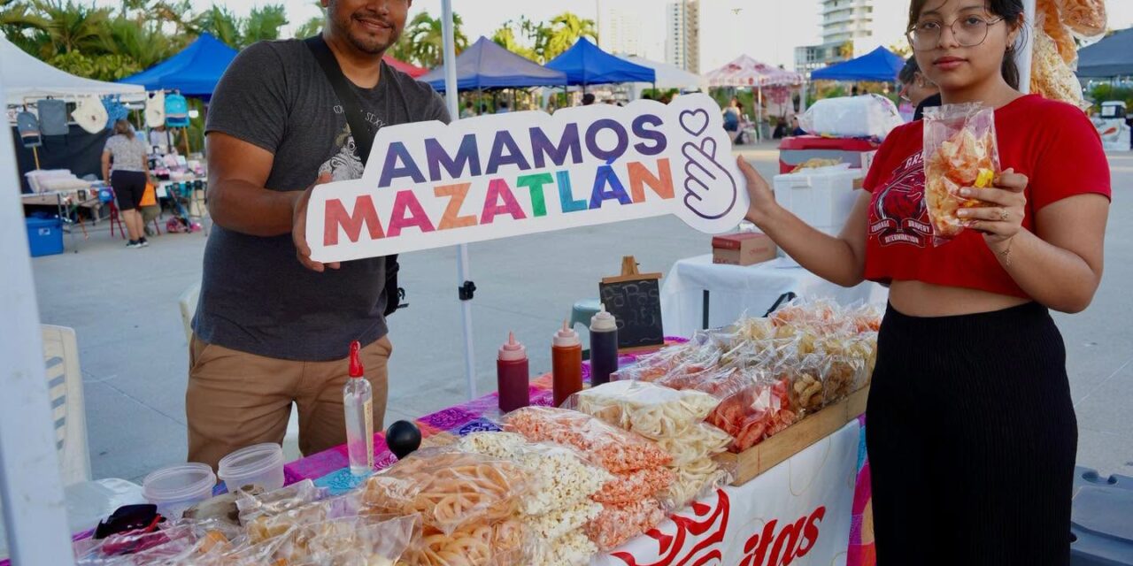 MÁS DE 60 EMPRENDEDORES IMPULSAN EL BAZAR “SABE A Mazatlán” EN PARQUE CENTRAL