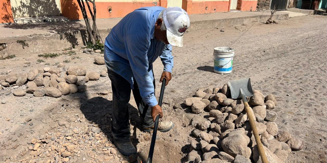 MEJORA DE VIALIDADES EN ACAPONETA