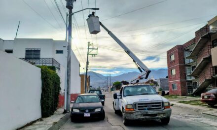 ¡XALISCO MÁS ILUMINADO! AVANZAN TRABAJOS DE ALUMBRADO EN DIVERSAS VIALIDADES