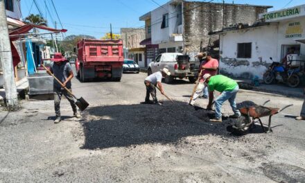 ¡XALISCO SIN BACHES! CONTINÚAN TRABAJOS EN HUERTAS DE MATATIPAC