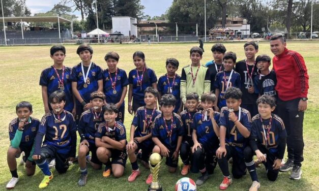 ¡ORGULLO COMPOSTELENSE! JÓVENES FUTBOLISTAS BRILLAN EN LA COPA MAZAMITLA
