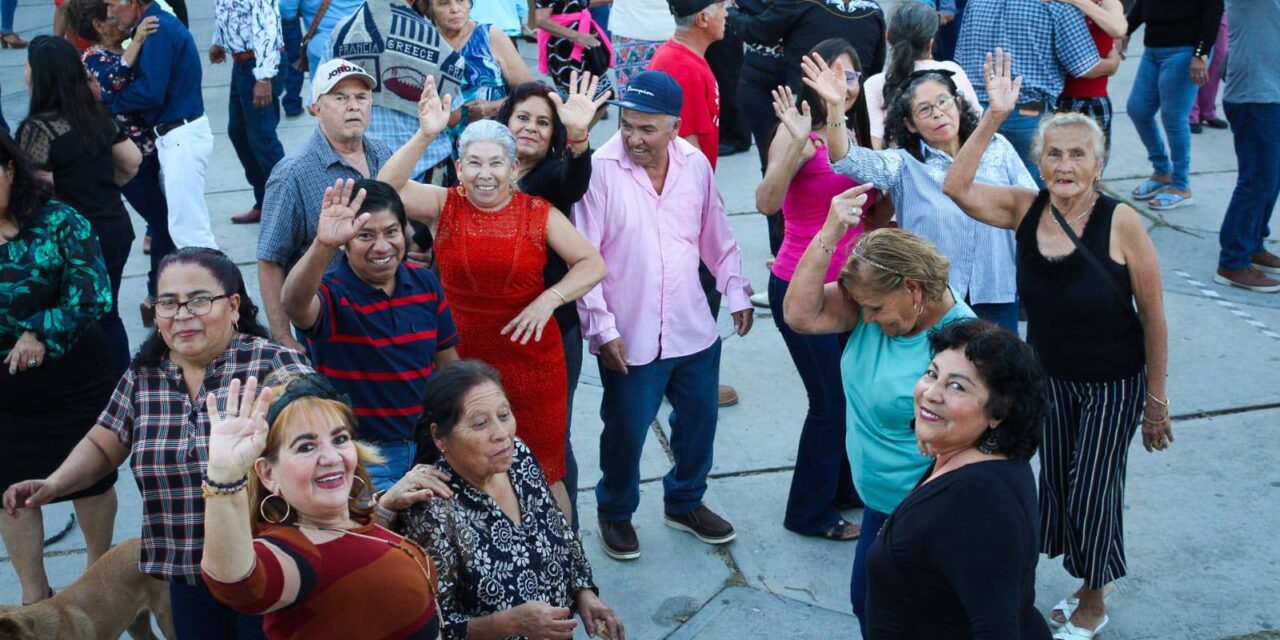 LAS TARDES DEL DANZÓN DEL CORAZÓN SE VIVEN CON ALEGRÍA EN XALISCO