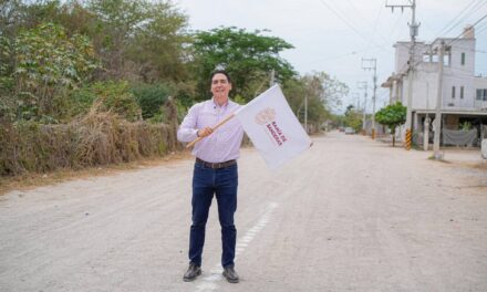 ¡ARRANCA LA PAVIMENTACIÓN DE LA AV. LAS FLORES EN SAN JOSÉ DEL VALLE!