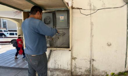 ¡GOBIERNO DE XALISCO ACTÚA PARA GARANTIZAR EL SERVICIO ELÉCTRICO EN EL MERCADO MUNICIPAL!