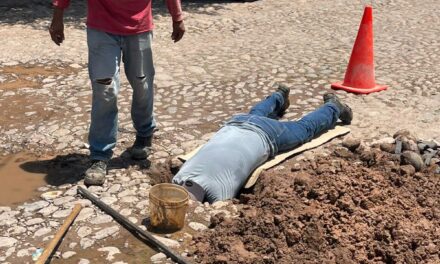 REPARACIÓN DE FUGAS: ACAPONETA TRABAJA POR UN MEJOR SERVICIO DE AGUA