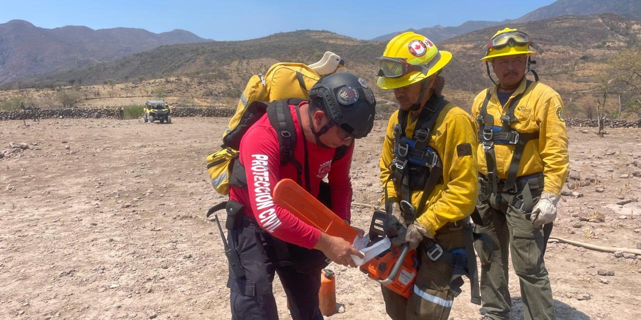 ¡AVANZA EL CONTROL DEL INCENDIO FORESTAL EN LA YESCA!
