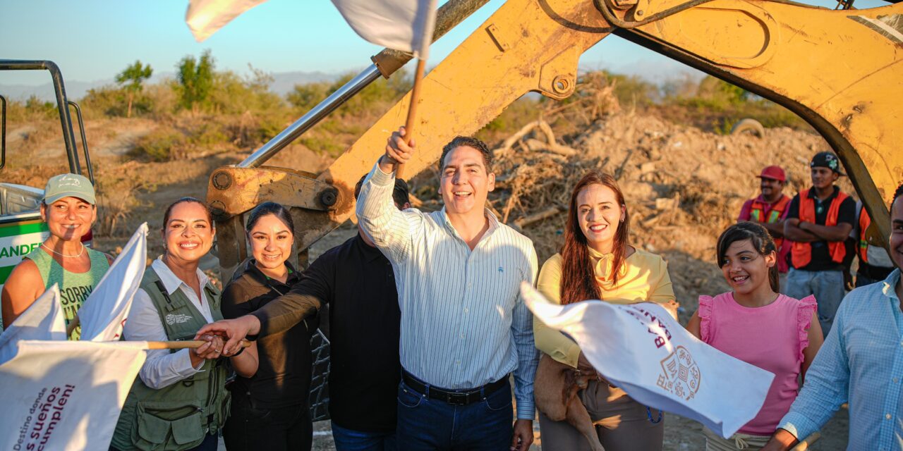 Arranca obra histórica: colocan primera piedra del Centro de Bienestar Animal en Bahía de Banderas
