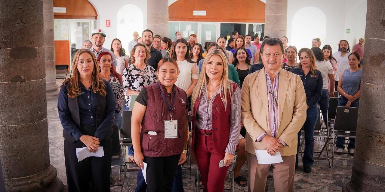 Gobierno de Nayarit acerca servicios fiscales y administrativos con Oficinas Móviles del SAT