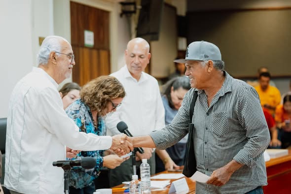Miguel Ángel Navarro fortalece el apoyo a productores y emprendedores nayaritas