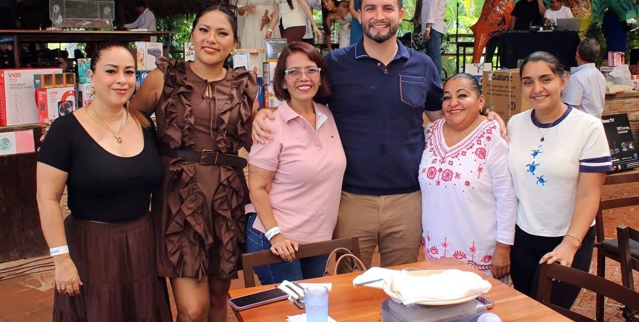 ¡RECONOCEN Y CELEBRAN A LAS MAMÁS DEL AYUNTAMIENTO!