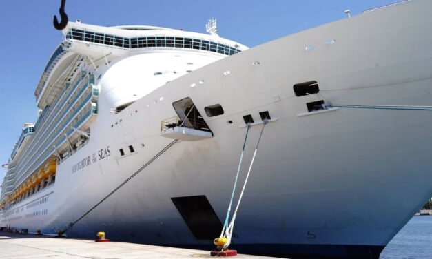 ¡ARRIBA A MAZATLÁN EL CRUCERO NAVIGATOR OF THE SEAS CON MÁS DE 3,800 PASAJEROS!