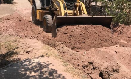 ¡AVANZAN LOS TRABAJOS DE DRENAJE SANITARIO EN ACAPONETA!
