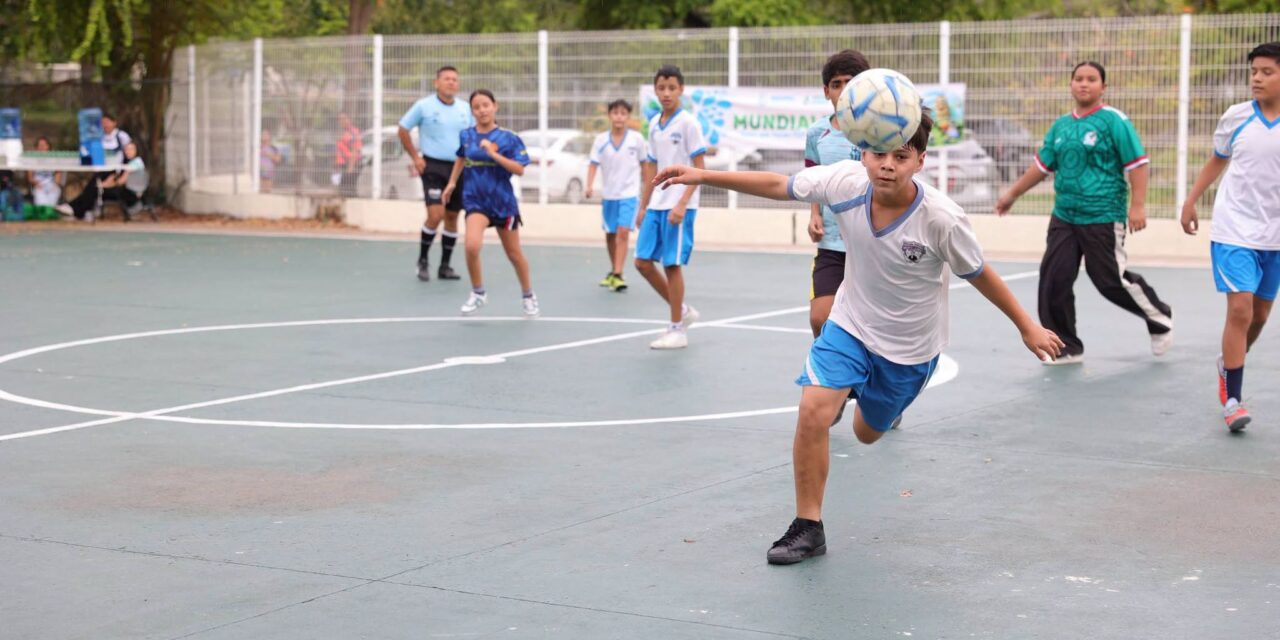 ¡NIÑAS Y NIÑOS VIVEN UNA FIESTA DE PAZ Y DEPORTE RUMBO AL MUNDIAL 2026!