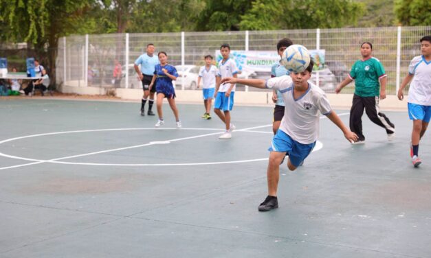 ¡NIÑAS Y NIÑOS VIVEN UNA FIESTA DE PAZ Y DEPORTE RUMBO AL MUNDIAL 2026!