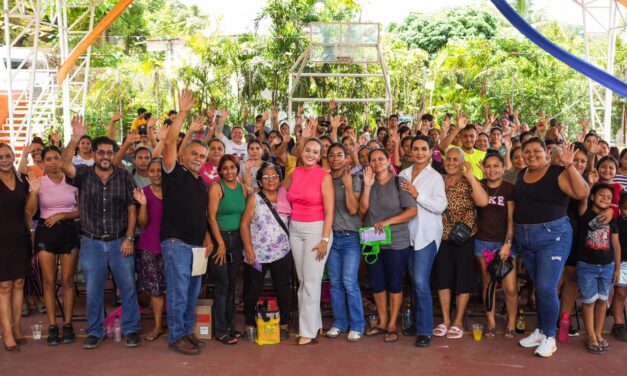 ¡EL MERCADITO DIF LLEVA BIENESTAR A MÁS COMUNIDADES! APOYOS PARA LAS FAMILIAS DE LAS LOMAS Y PALMARITOS