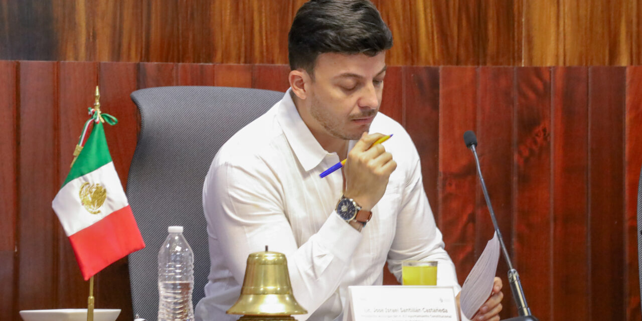 ISRAEL SANTILLÁN IMPULSA ACUERDOS PARA FORTALECER EL DESARROLLO DE BAHÍA DE BANDERAS